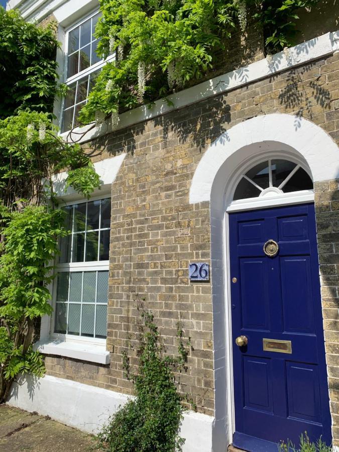 Esme'S Bed & Breakfast Winchester Bagian luar foto